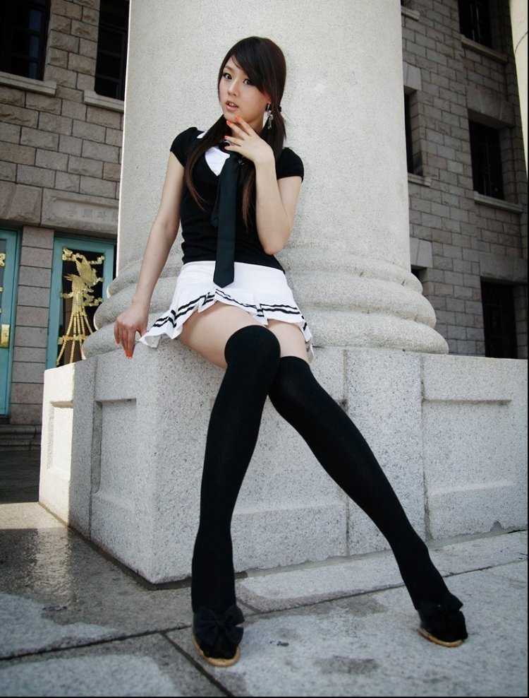 Японские девушки в гольфах