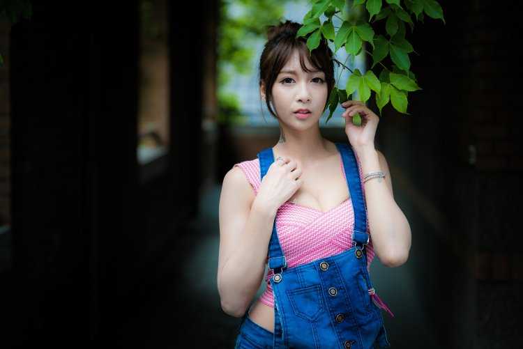 Азиатские модели девушки