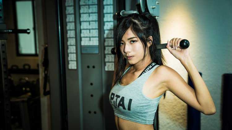 Спортивные азиатки