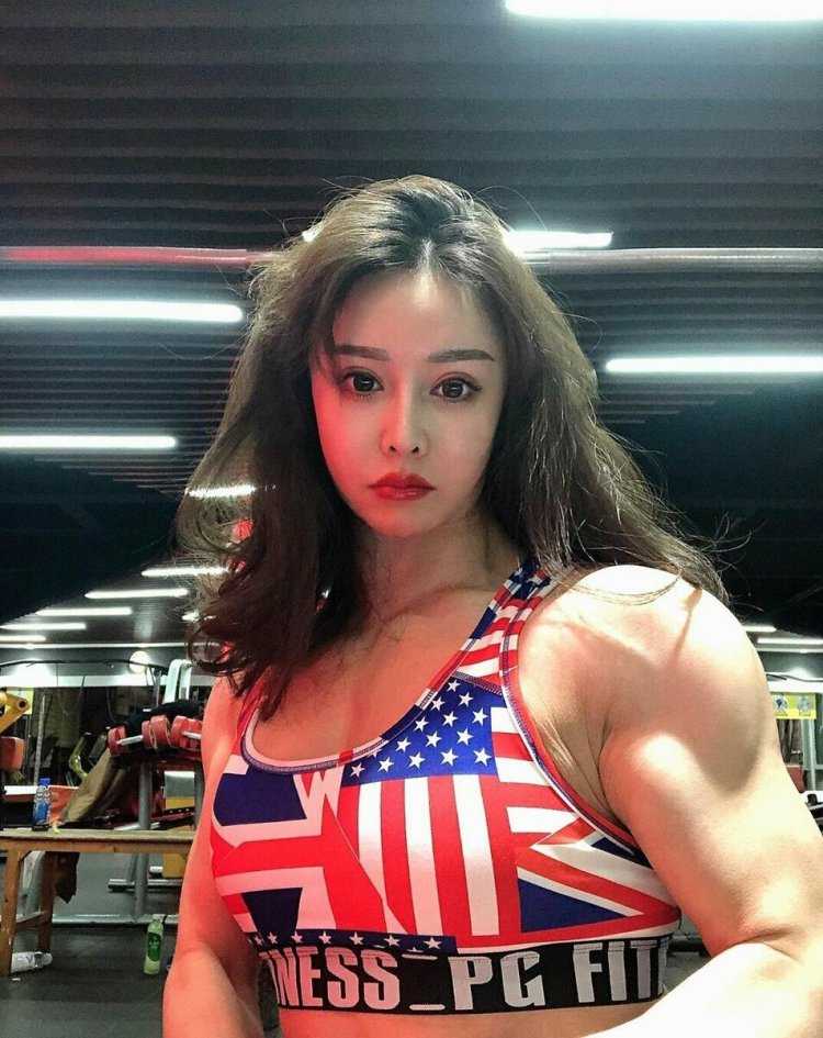 Юань Херон косплей