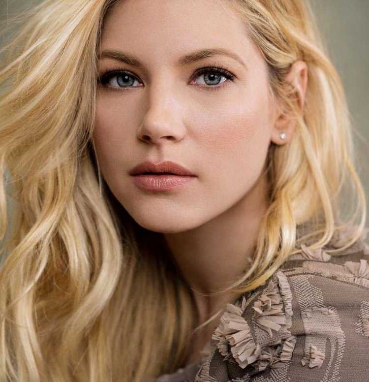 Elizabeth Stuart модель