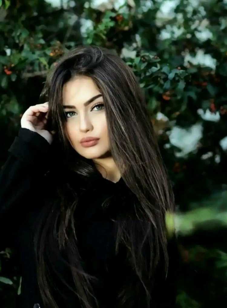 Кавказские девушки с русыми волосами4