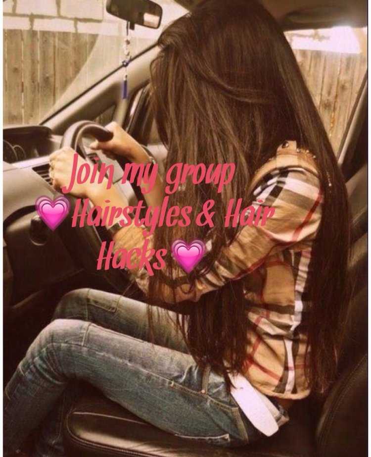 Девушка с коричневыми волосами в машине