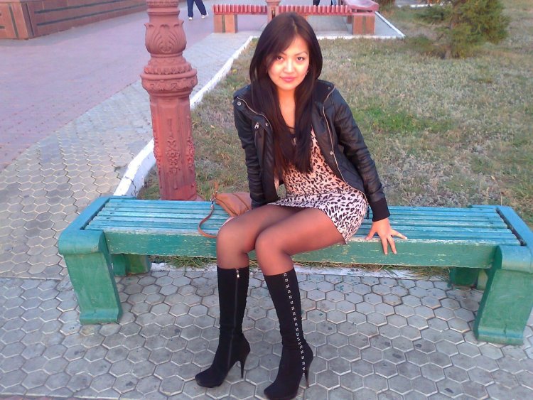 Зрелые японки в колготках