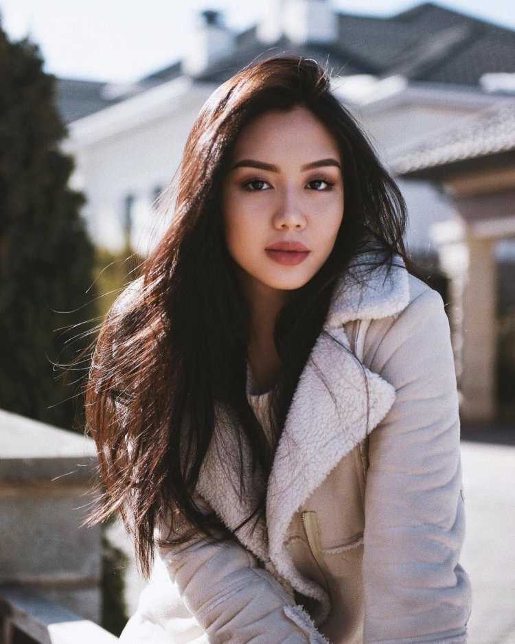 Айжан Асемова мейкап