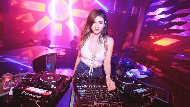 Диджей Азия