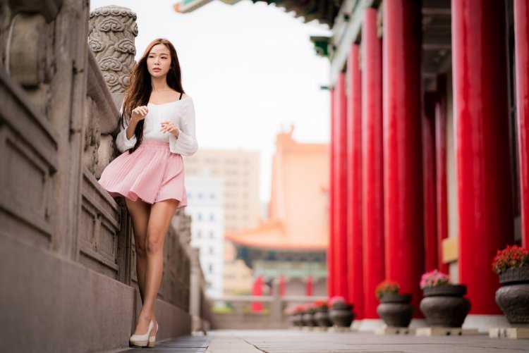 Красивые азиатки на улице