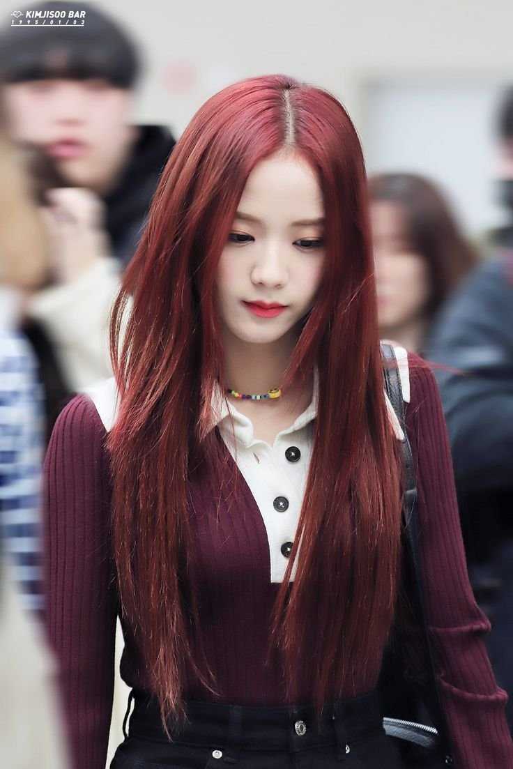 Ким Джису рыжая