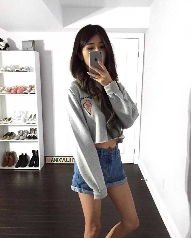 Кореянки одежда зеркало