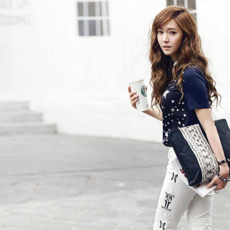 Фотосессия SNSD Korea в джинсовом Топе