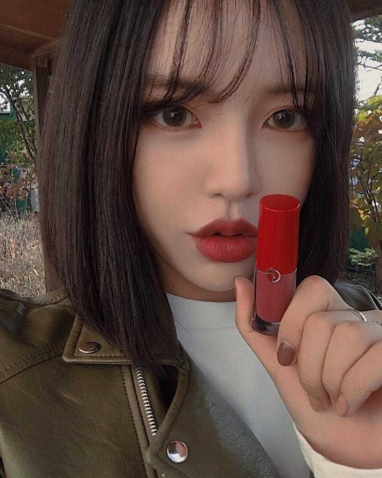 Корейские пухлые губы