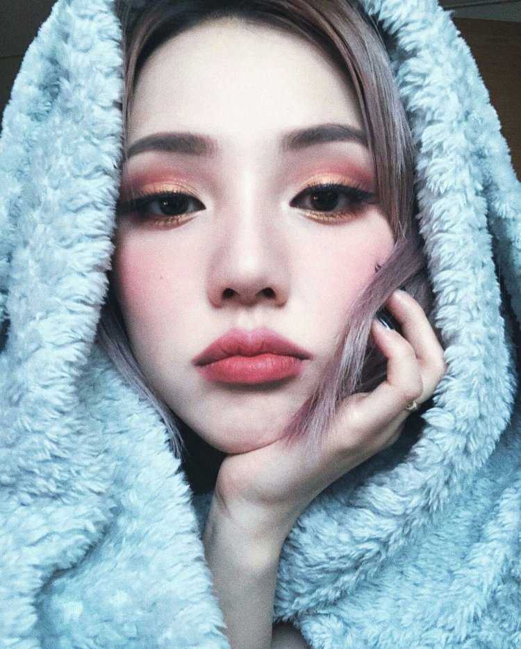 Улззанг макияж