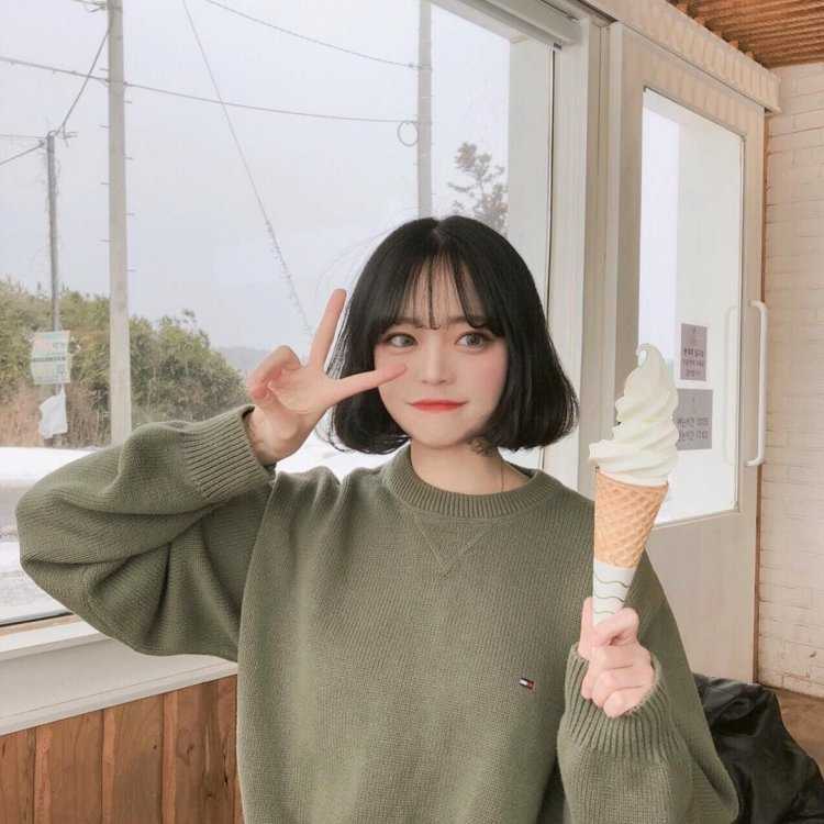 Улззанг герл Корея с короткими волосами