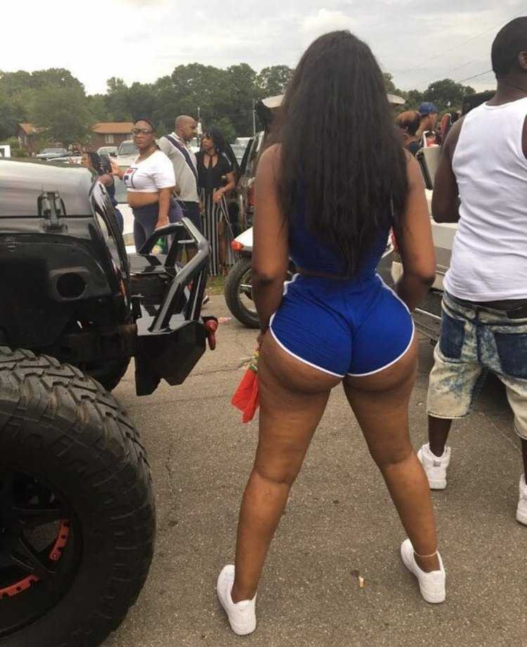 Тверк чернокожих девушек