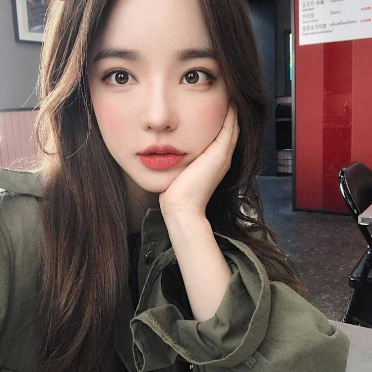 Девушки кореянки селфи