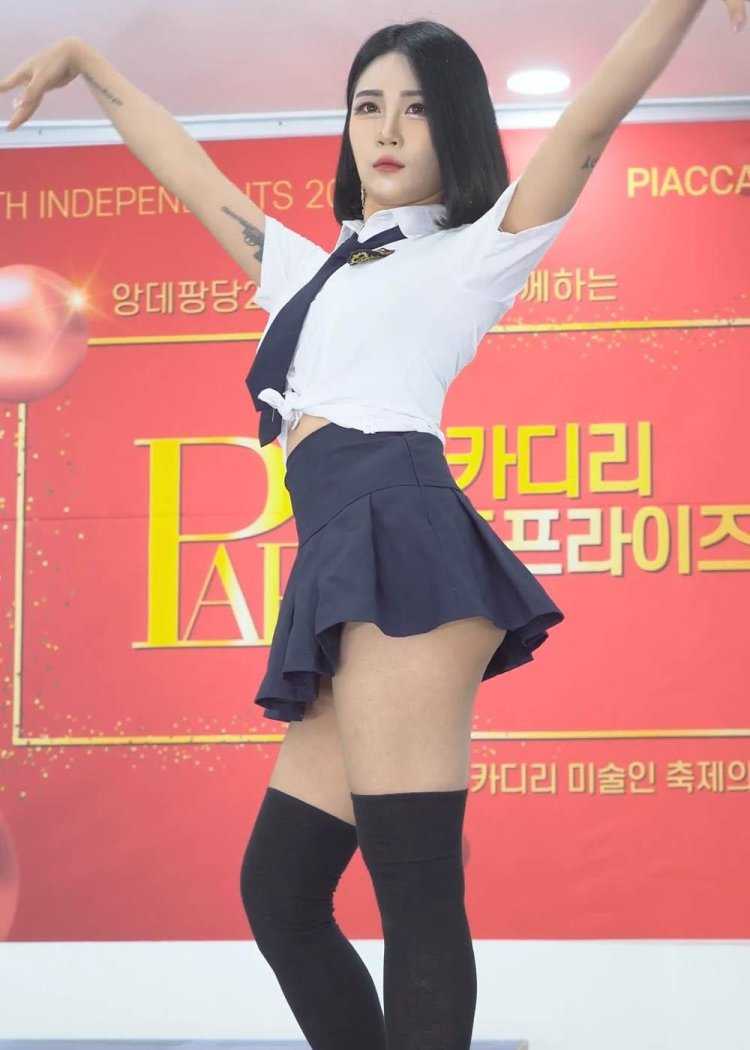 Корея girl Crush Bomi