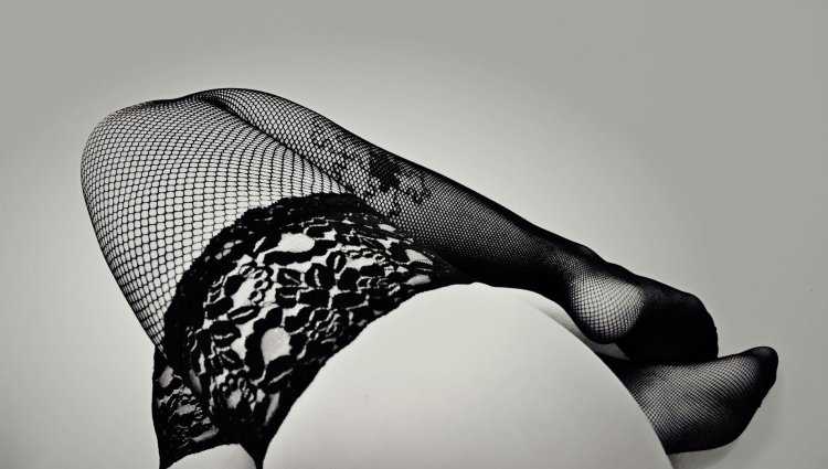 Чулки черно-белые