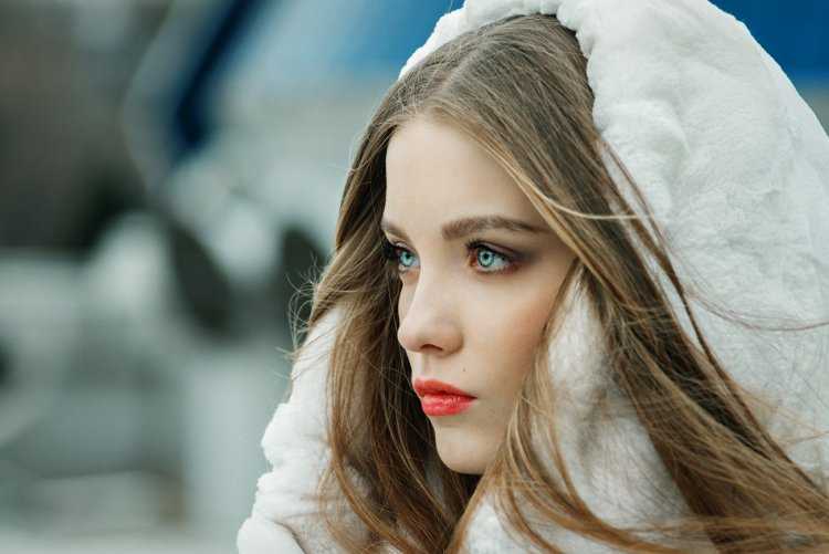 Джулия Санер Смоки