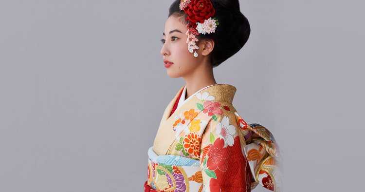 Японские прически под кимоно