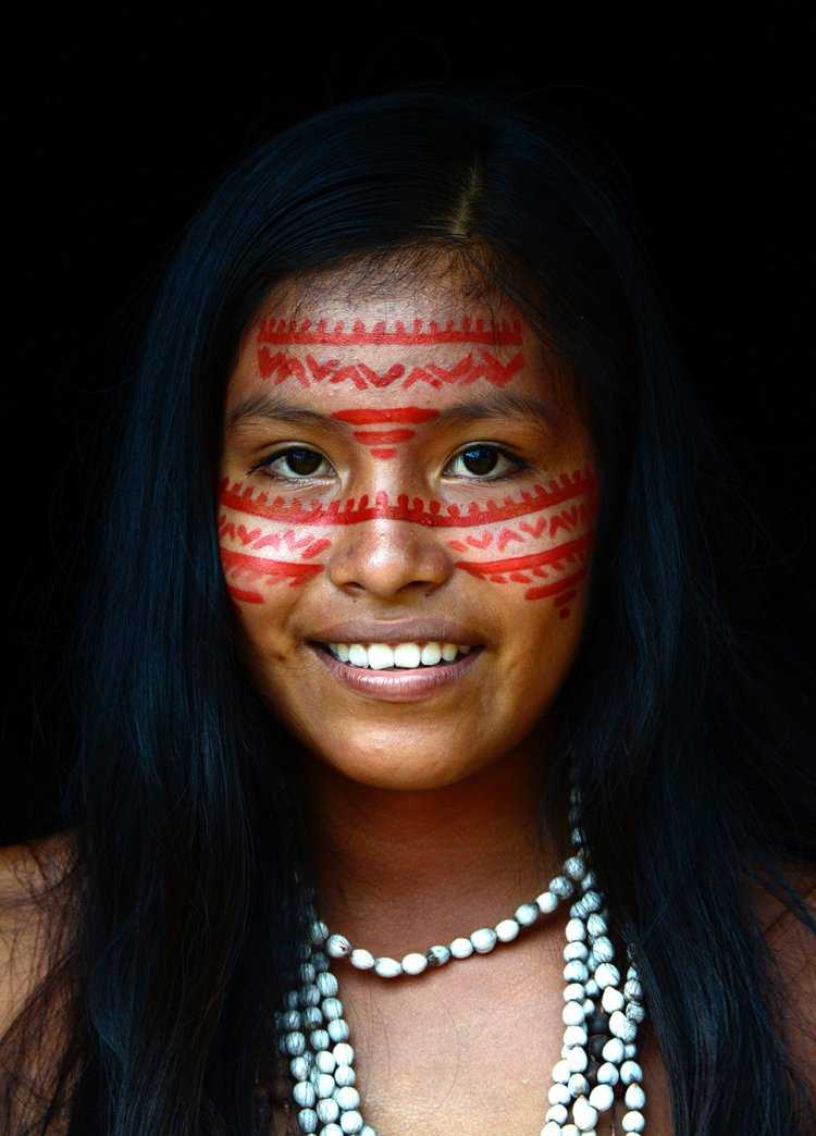 Африканские индейцы макияжа