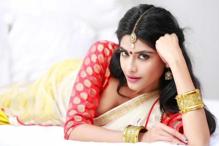 Ведика актриса индийская