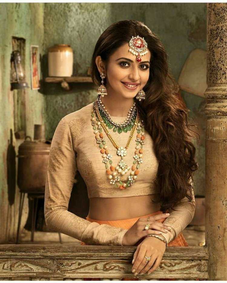 Чакори индийский актриса