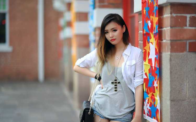 Стильная азиатка
