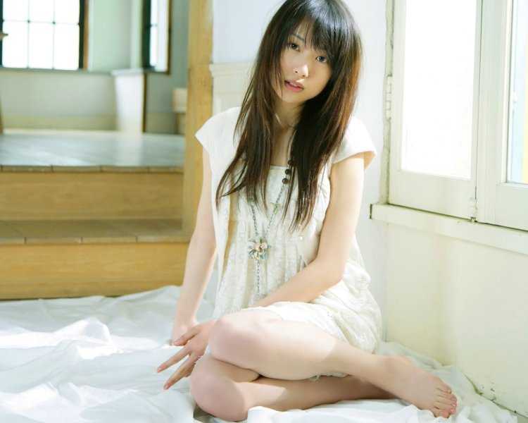 Эрика Джуниор идол