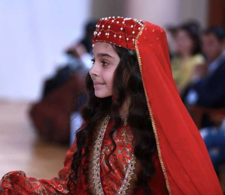 Чахчур азербайджанский национальный костюм