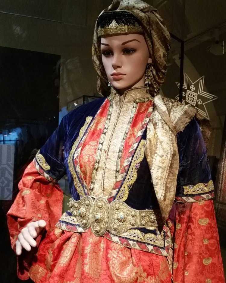 Национальный наряд азербайджанки12