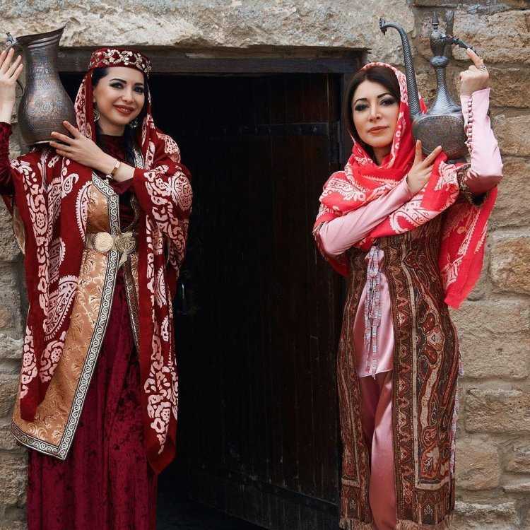 Чахчур азербайджанский национальный костюм