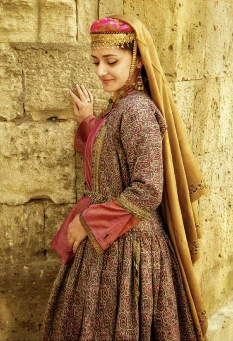 Азейбарджан национальный костюм