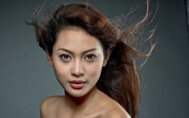 Азиатка портрет