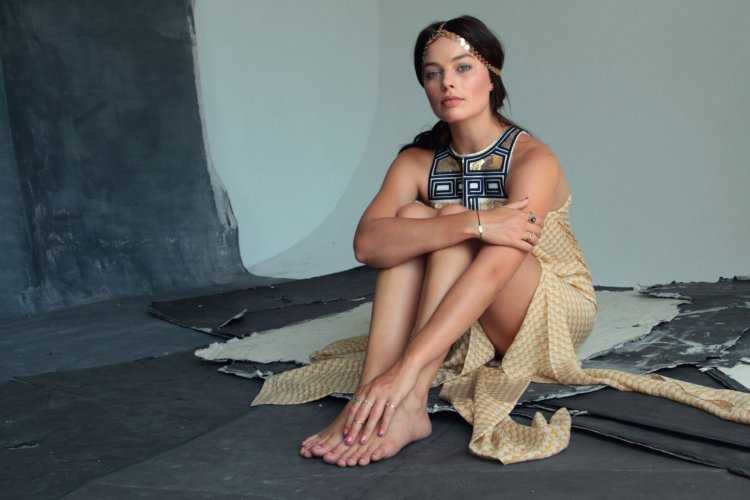 Марго Робби feet