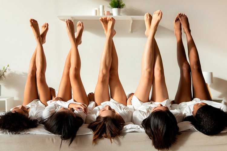 Красивые ножки вверх