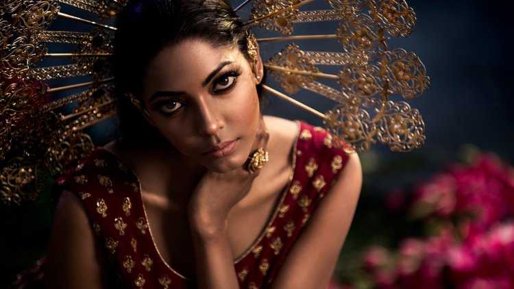 Красивые брюнетки индийские