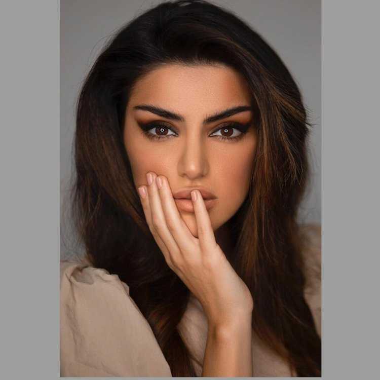 Лола Катаева