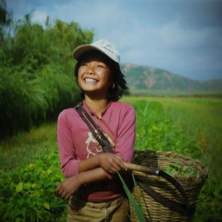 Девушки в китайской деревне