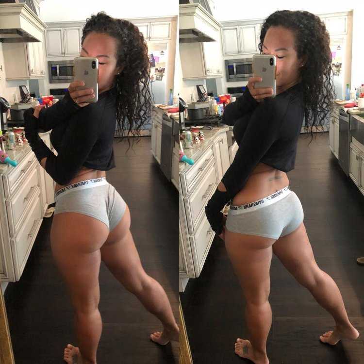 Блогерши попы