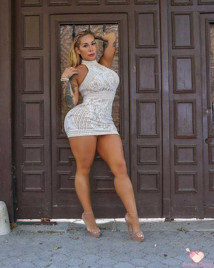 Виктория Ломба