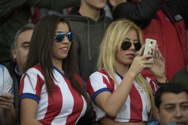 Болельщица сборной Чили