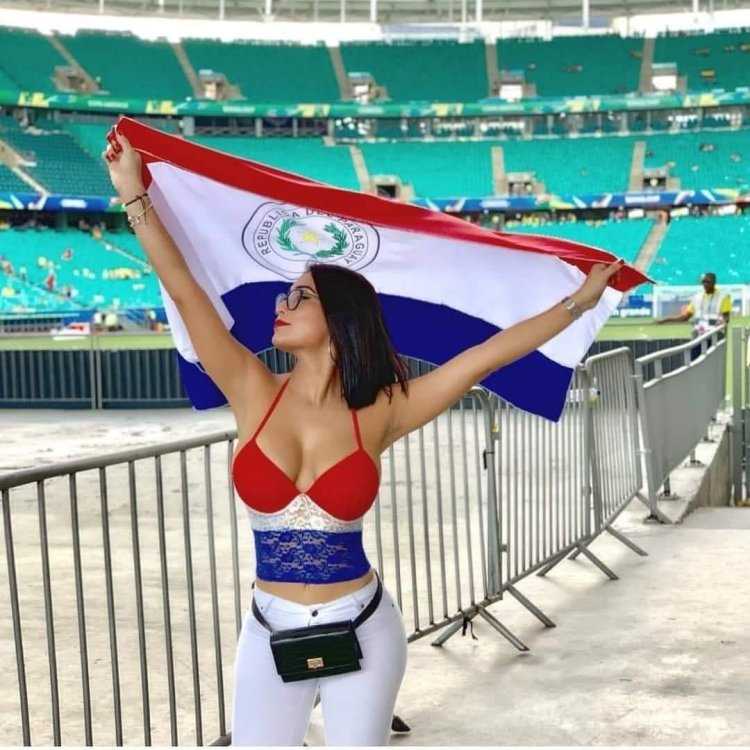 Лариса Рикельме Парагвай купальник