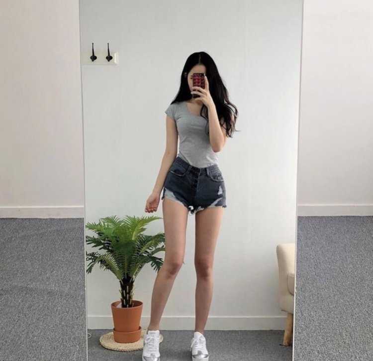 Кореянки в полный рост фигура