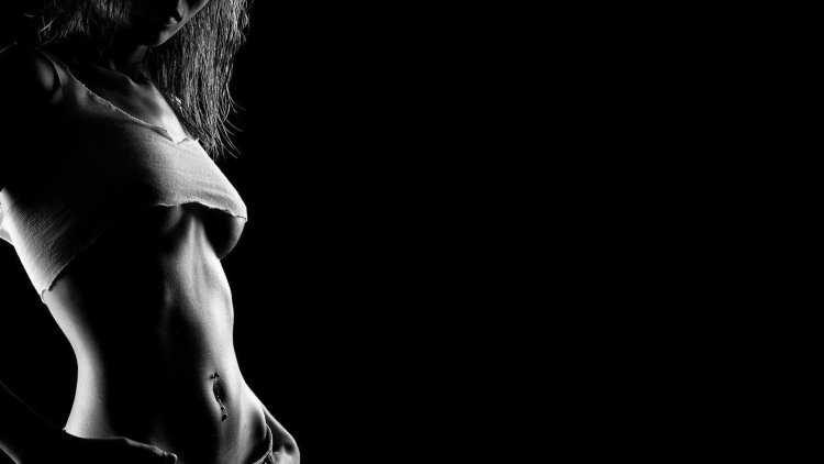 Тело девушки