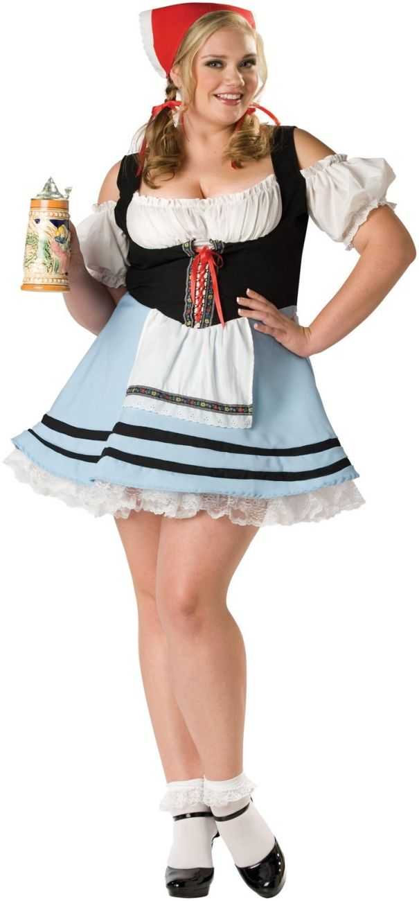 Naty Ferreira Plus Size model