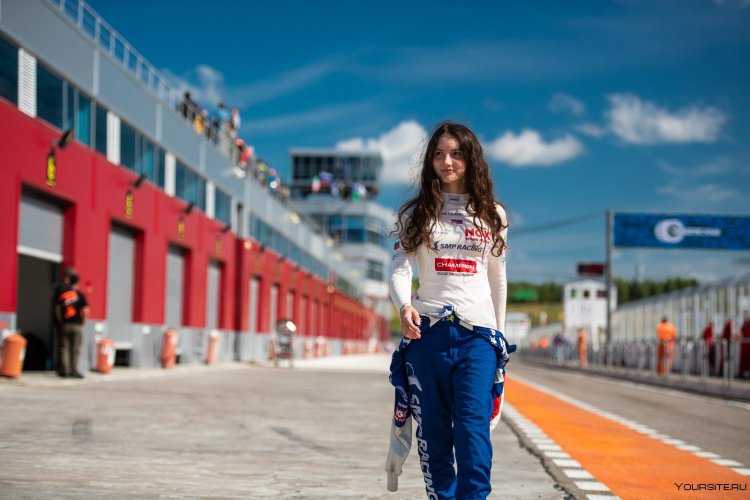 Ирина Сидоркова гонщица