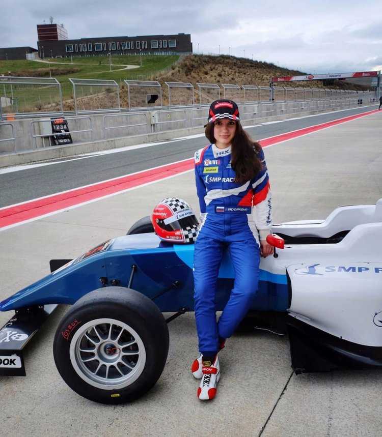 Ирина Сидоркина гонщица