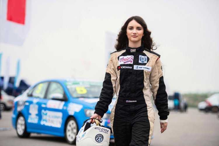 Ирина Сидоркова гонщица