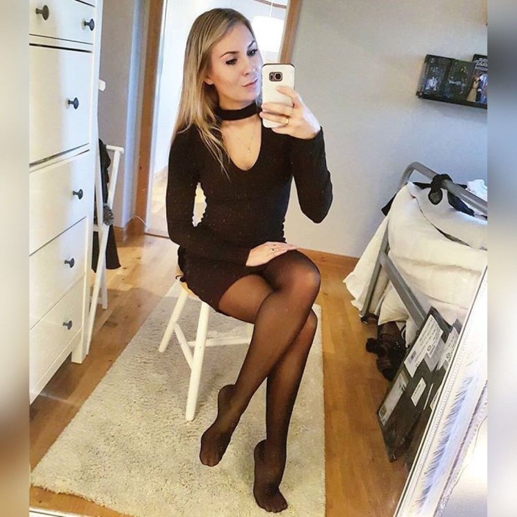 Селфи чулки колготки