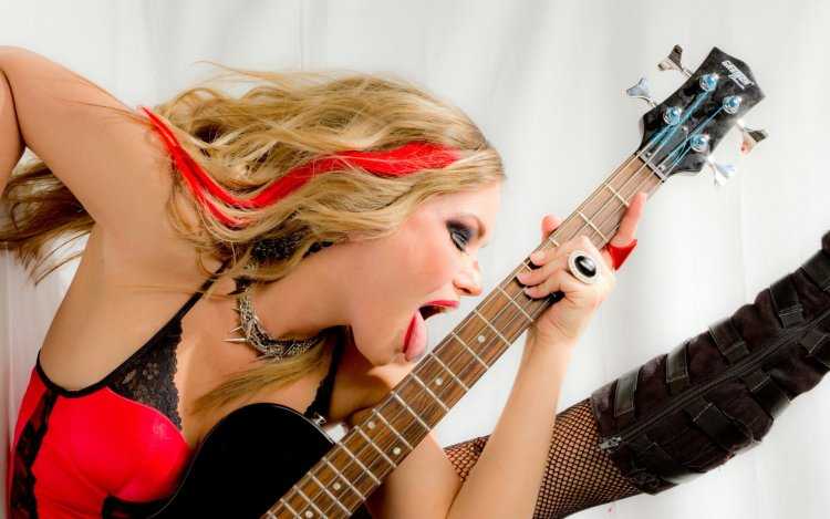 Рейчел певица гитаристка